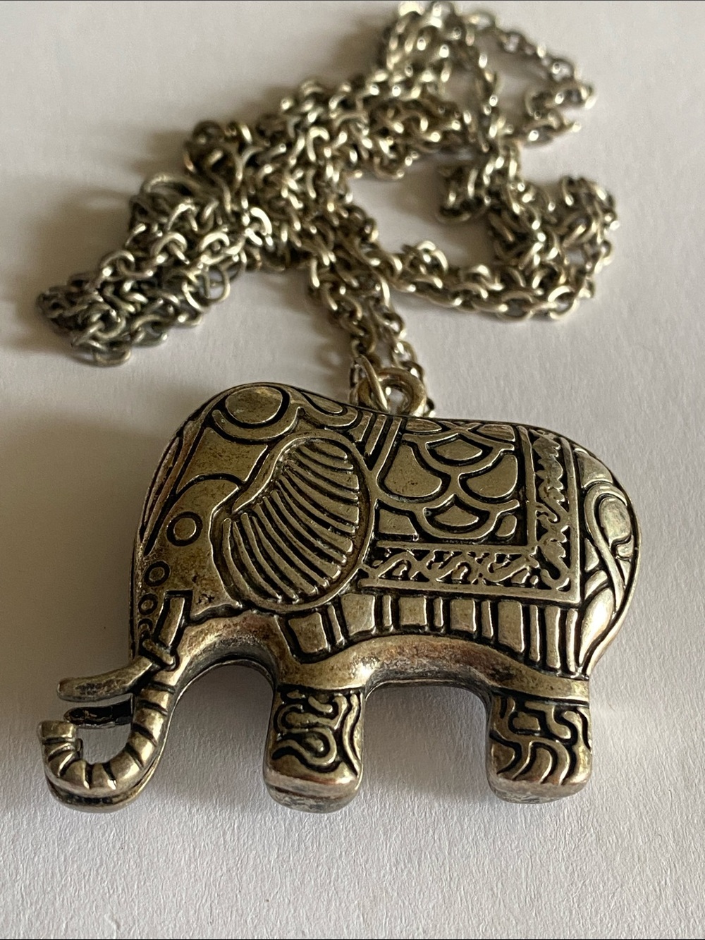 Vintage Silver-Tone Elephant Pendant Necklace